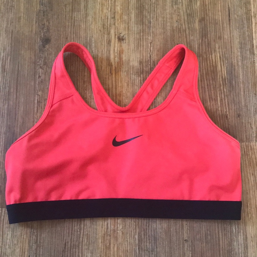 Perfect condition Nike sports bra red large